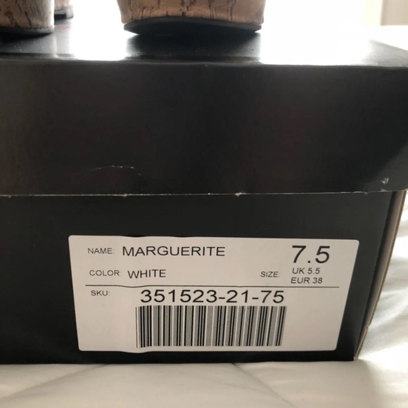 JustFab Flower Wedges - Picture 5 of 5